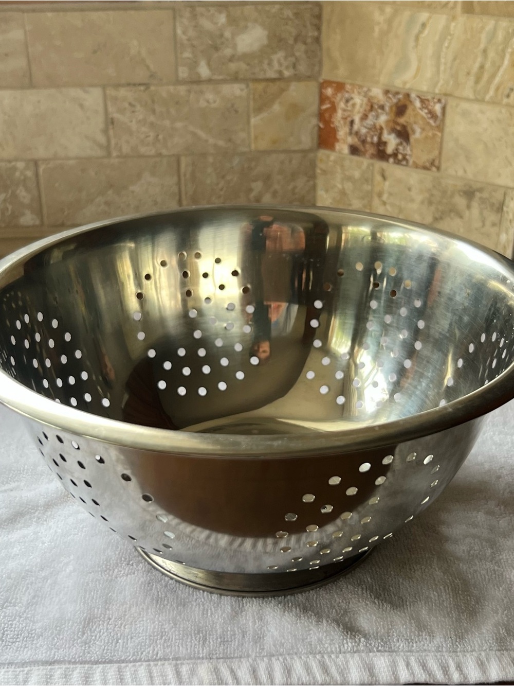 Stainless Steel Perforated Colander/Strainer , Shiny Silver